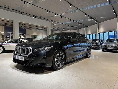 Svart Begagnad 2024 BMW 530e M Sport Sedan | 569 000 kr (Superpris)