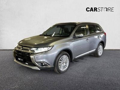 begagnad Mitsubishi Outlander 7-Sits|Bränslevärmare|360|Taklucka| 2.2 Di-D 4WD 150hk Automat