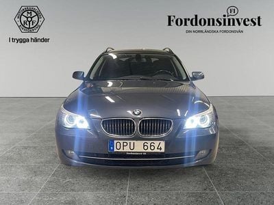 Grå Begagnad 2008 BMW 523 Kombi | 64 896 kr (Marknadspris)