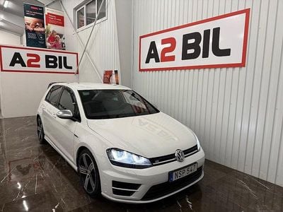 Vit Begagnad 2015 VW Golf VII R Halvkombi | 179 900 kr (Bra pris)