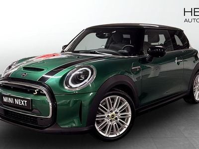 Grön Begagnad 2022 Mini Cooper SE Halvkombi | 218 700 kr (Marknadspris)
