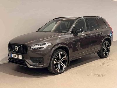 Grå Begagnad 2023 Volvo XC90 SUV | 579 500 kr (Marknadspris)