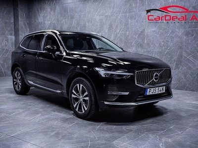 Svart Begagnad 2023 Volvo XC60 Core SUV | 328 800 kr (Superpris)