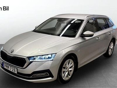 Begagnad Skoda Octavia Style 150 HK (110 kW) 2024 Brilliant silver metallic Kombi