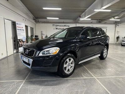 Svart Begagnad 2010 Volvo XC60 Summum SUV | 124 900 kr (Marknadspris)