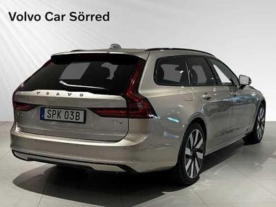 Grå Begagnad 2024 Volvo V90 Kombi | 489 900 kr (Lite dyr)