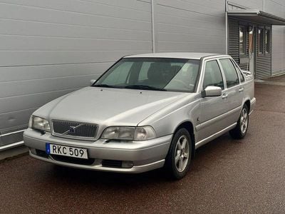 Ljusgrå Begagnad 2000 Volvo S70 Standard Sedan | 29 900 kr (Lite dyr)