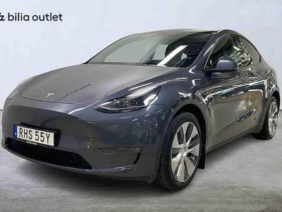 Begagnad Tesla Model Y Long Range AWD 378 kW (514 HK) 2022 Grå SUV