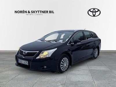 Begagnad Toyota Avensis 148 HK (108 kW) 2009 Lila Kombi