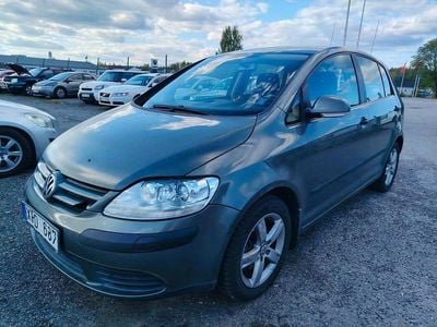 Grön Begagnad 2006 VW Golf Plus Cross Comfortline Minibuss | 33 900 kr (Superpris)