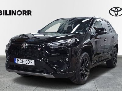 begagnad Toyota RAV4 2,5 HYBRID AWD-I GR SPORT PANORAMASOLTAK omglev 2024, SUV