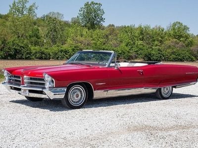 Begagnad Pontiac Bonneville 329 HK (241 kW) 1965 Sedan