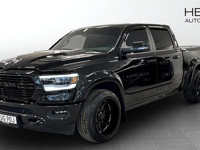 Begagnad RAM 1500 401 HK (294 kW) 2021 Svart Pickup