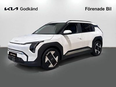 Begagnad Kia EV3 Plus 150 kW (204 HK) 2024 Vit (snow white pearl) SUV