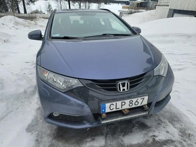 begagnad Honda Civic Tourer 1.6 i-DTEC Sport Euro 5. Rejäla