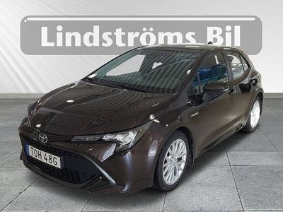 begagnad Toyota Corolla Hybrid Corolla Verso1,8 Active, VINTERHJUL 2020, Kombi