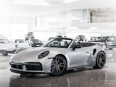 Begagnad Porsche 911 Turbo S Cabriolet 650 HK (478 kW) 2023 Flerfärgad Cab