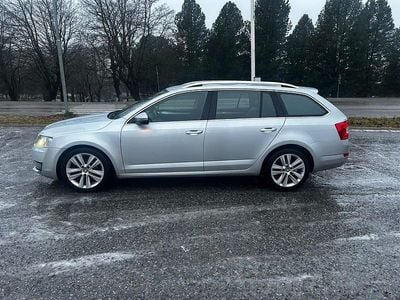 Begagnad Skoda Octavia 150 HK (110 kW) 2016 Kombi