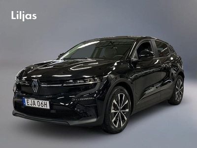Svart Begagnad 2022 Renault Mégane IV Evolution Halvkombi | 249 000 kr (Marknadspris)