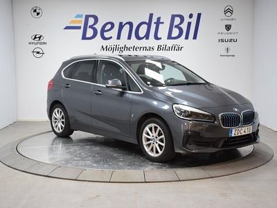 begagnad BMW 225 xe Plug-in Hybrid /Panorama/6,95% Ränta