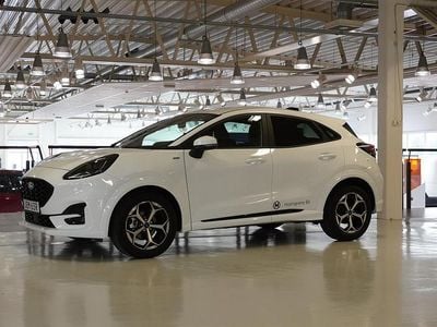 Vit Begagnad 2024 Ford Puma ST-Line SUV | 289 900 kr (Dyr)
