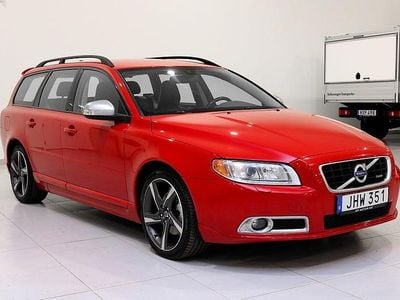 Röd Begagnad 2010 Volvo V70 R-Design Kombi | 119 900 kr (Dyr)