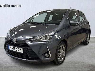 Grå Begagnad 2019 Toyota Yaris Active Halvkombi | 143 625 kr (Marknadspris)