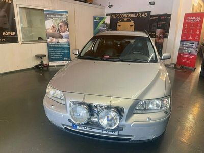 begagnad Volvo V70 2.4 CNG Automat Kinetic 140hk