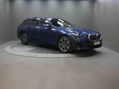 Blå Begagnad 2025 BMW 520 Kombi | 569 000 kr