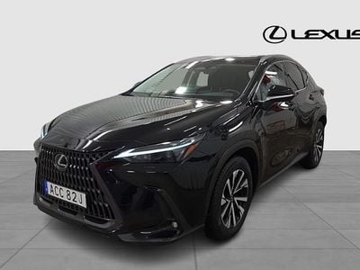 Svart Begagnad 2023 Lexus NX450h+ Business Edition SUV | 564 900 kr (Lite dyr)