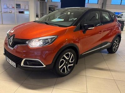 Rödmetallic Begagnad 2014 Renault Captur SUV | 104 900 kr (Marknadspris)