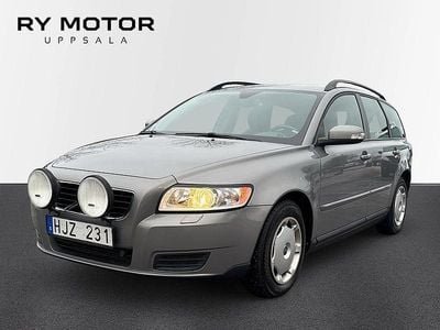 Grå Begagnad 2007 Volvo V50 Kinetic Kombi | 44 500 kr (Marknadspris)