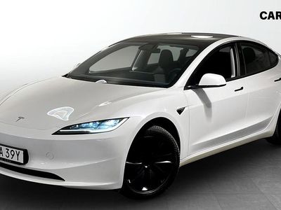 Vit Begagnad 2024 Tesla Model 3 Standard Range Sedan | 399 900 kr (Dyr)