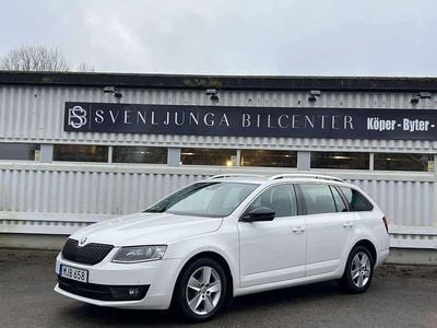 Vit Begagnad 2014 Skoda Octavia Elegance Kombi | 159 900 kr (Marknadspris)
