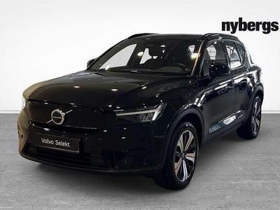 Svart Begagnad 2023 Volvo XC40 Core SUV | 319 000 kr