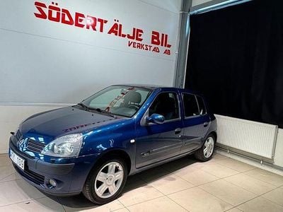 Begagnad Renault Clio R.S. 75 HK (55 kW) 2004 Mörkblå Halvkombi