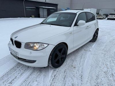 Begagnad 2011 BMW 118 Halvkombi | 59 900 kr (Bra pris)