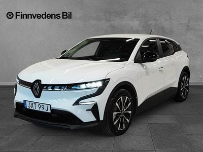 Vit Begagnad 2022 Renault Mégane IV Evolution Halvkombi | 244 000 kr (Marknadspris)