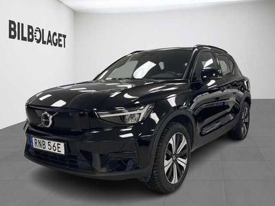 Begagnad Volvo XC40 Core 185 kW (252 HK) 2022 Svart SUV
