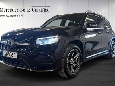 Mercedes GLB220