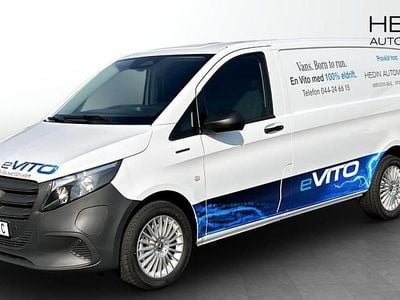 Vit Begagnad 2024 Mercedes e-Vito Minibuss | 449 900 kr