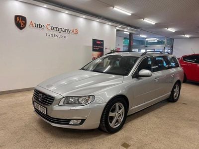 Silver Begagnad 2015 Volvo V70 Momentum Kombi | 92 900 kr (Marknadspris)