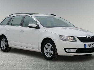 Vit Begagnad 2016 Skoda Octavia G-TEC Ambition | 89 900 kr