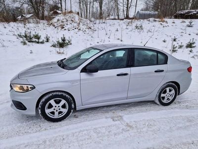 Begagnad Fiat Tipo 95 HK (69 kW) 2017 Sedan