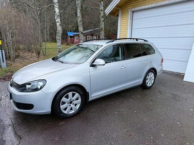 Begagnad 2010 VW Golf VI Halvkombi | 49 900 kr (Marknadspris)