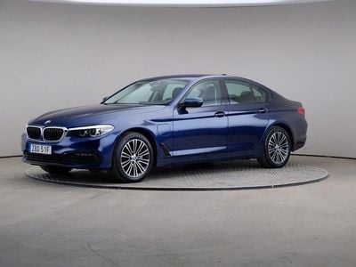 Mediterranean blue (metallic) Begagnad 2020 BMW 530 iPerformance | 265 000 kr