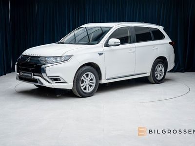 begagnad Mitsubishi Outlander P-HEV 2.4 224hk 4WD Drag P-Värm MoK B-ka