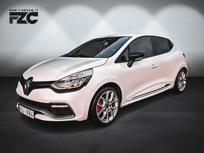 Vit Begagnad 2014 Renault Clio R.S. R.S. Halvkombi | 129 500 kr