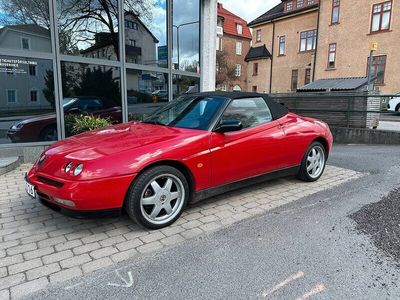 begagnad Alfa Romeo Spider 2.0 T.Spark 16V Lusso / Nybesiktigad