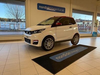 Vit röd Begagnad 2021 Aixam City Sport Sportkupé | 109 900 kr